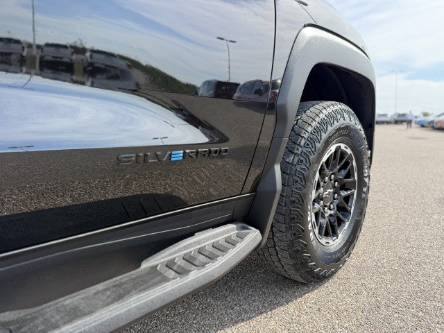 2026 Chevrolet Silverado EV Trail Boss - Extended Range