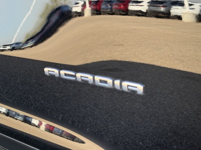 2024 GMC Acadia Elevation