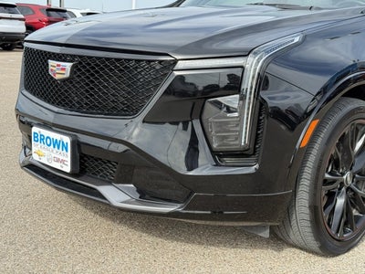 2025 Cadillac XT4 Sport