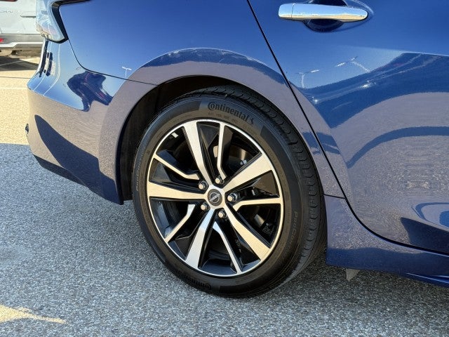 2023 Nissan Maxima SV